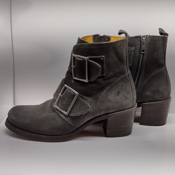 Frye Sabrina Double Buckle Grey Leather Boots l Side Zipper l Size 9 M l - Picture 3 of 11